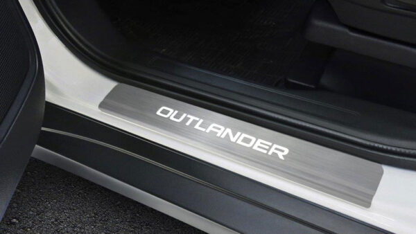 MITSUBISHI OUTLANDER 2015+ ΜΑΡΣΠΙΕ ΕΣΩΤΕΡΙΚΑ ΧΡΩΜΙΟ ΑΥΤΟΚΟΛΛΗΤΑ 4ΤΕΜ. - Image 2