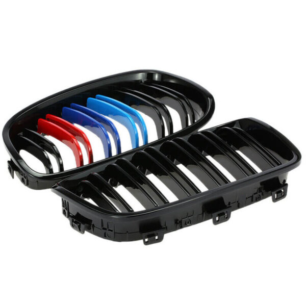 Καρδιές Μάσκας Για Bmw 1 F20 / F21 11-15 M4 Look Με Διπλή Γρίλια Tri-Color Μαύρο Γυαλιστερό 2 Τεμάχια - Image 2