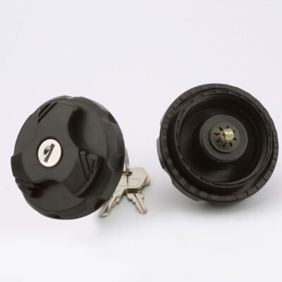 ALL IN POINT ΤΑΠΑ ΒΕΝΖΙΝΗΣ ΜΕ ΚΛΕΙΔΙ ΓΙΑ ALFA ROMEO 75 1985-1992 / ALFA ROMEO 90 1984-1987 / ALFASUD 33-33 (4X4) 1983-1995 ΣΕ ΜΑΥΡΟ ΧΡΩΜΑ FARMA - 1 τεμ. - AIN-186043 LEFKELIS.GR